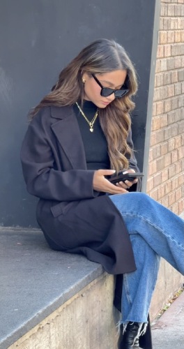 gold pendant necklace